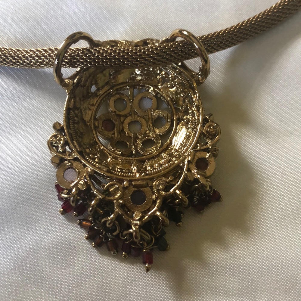Vintage Costume Jewelry necklace - Picture 4 of 5